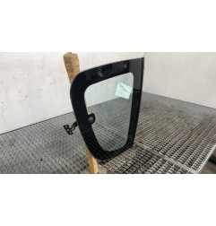 Custode arriere droit MITSUBISHI L 200 3