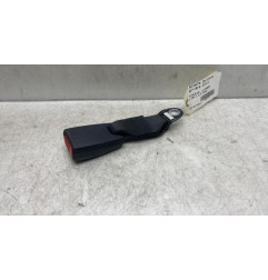 Attache ceinture arriere droit MITSUBISHI L 200 3
