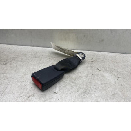 Attache ceinture arriere gauche MITSUBISHI L 200 3 Photo n°1