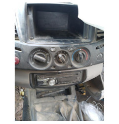 Bouton de warning MITSUBISHI L 200 3