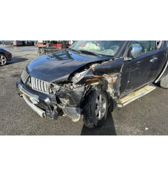 Bouton de warning MITSUBISHI L 200 3