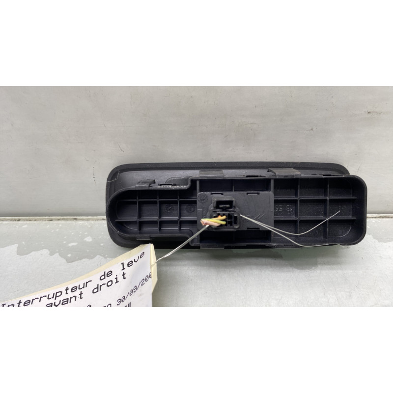 Interrupteur de leve vitre avant droit CITROEN C8 Photo n°2