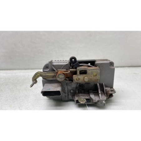 Serrure avant gauche CITROEN C8