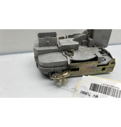 Serrure avant droit PEUGEOT 307