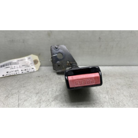 Attache ceinture arriere gauche PEUGEOT 307