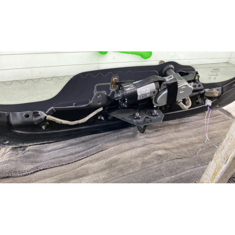 Lunette arriere VOLVO C 30 Photo n°9