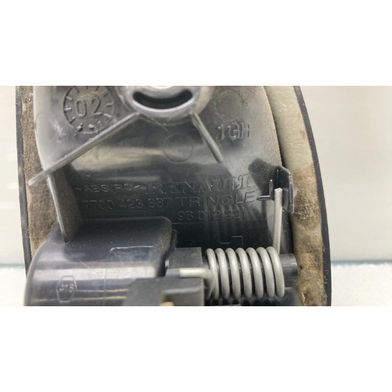 Poignee interieur arriere gauche RENAULT CLIO 2 Photo n°1