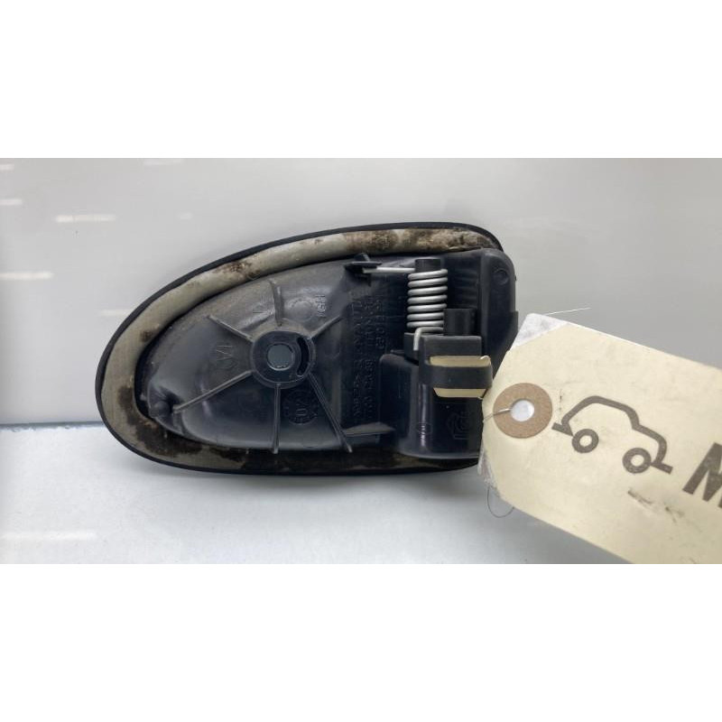 Poignee interieur arriere gauche RENAULT CLIO 2 Photo n°3