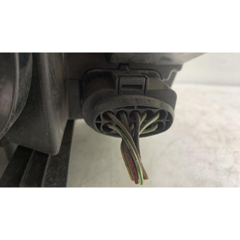 Optique avant principal droit (feux)(phare) FORD C-MAX 1 Photo n°4