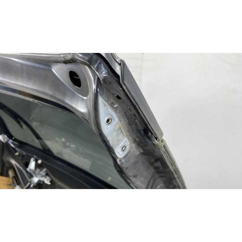 Malle/Hayon arriere HONDA FR-V Photo n°8