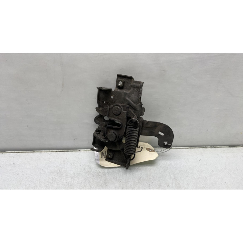 Fermeture de capot MAZDA 3 1 Photo n°3