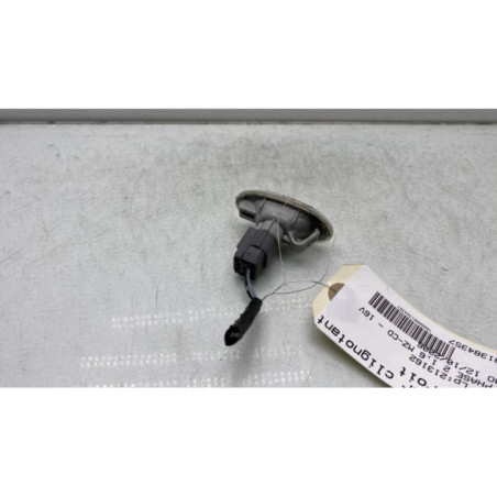 Repetiteur clignotant avant droit (Feux) MAZDA 3 1
