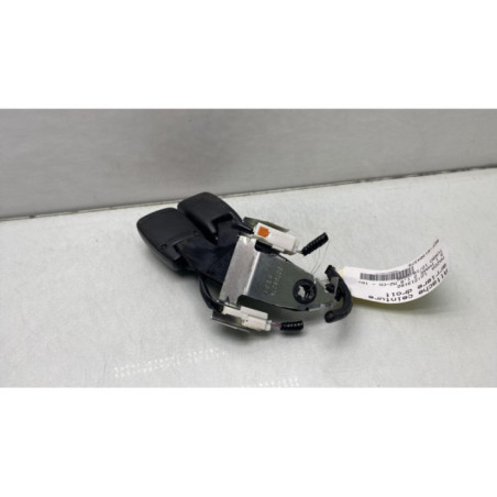 Attache ceinture arriere droit MAZDA 3 1 Photo n°1