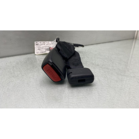 Attache ceinture arriere gauche MAZDA 3 1 Photo n°1