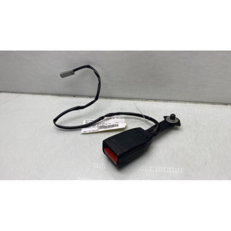 Attache ceinture avant droit MAZDA 3 1 Photo n°1