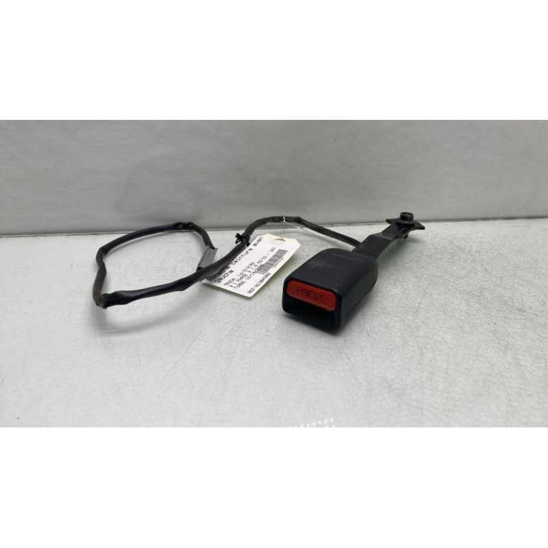 Attache ceinture avant gauche MAZDA 3 1 Photo n°3