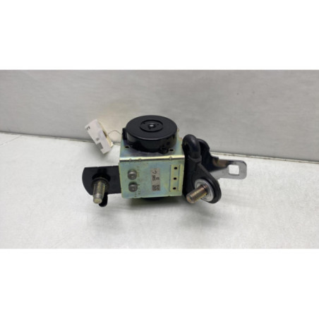 Ceinture arriere centrale MAZDA 3 1 Photo n°1