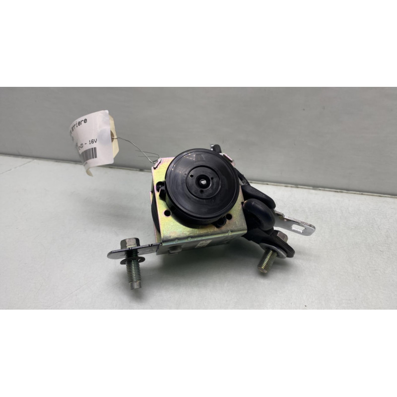 Ceinture arriere centrale MAZDA 3 1 Photo n°2