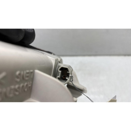Feu arriere stop central MAZDA 3 1