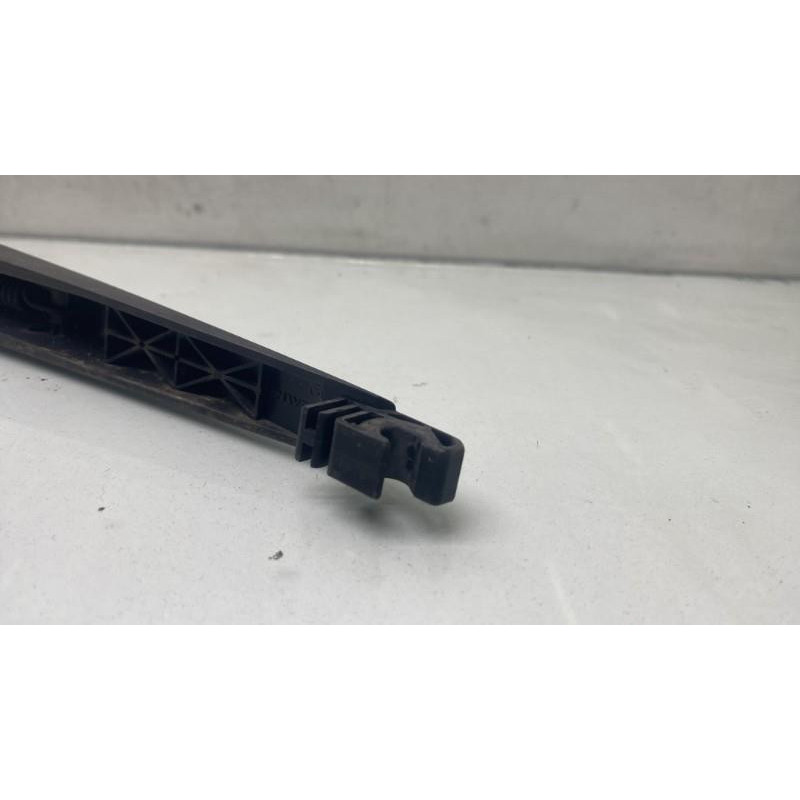 Bras essuie glace arriere TOYOTA AVENSIS 3 Photo n°3