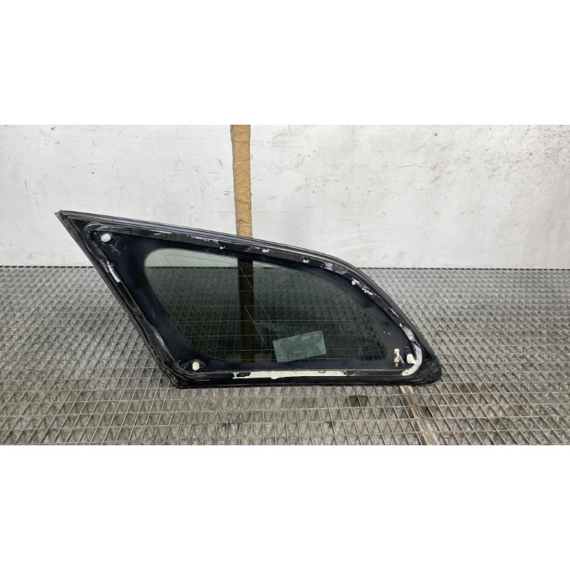 Custode arriere droit TOYOTA AVENSIS 3 Photo n°1