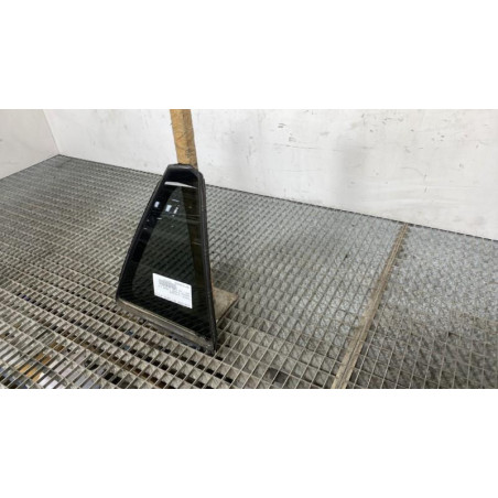 Custode arriere droit (porte) TOYOTA AVENSIS 3