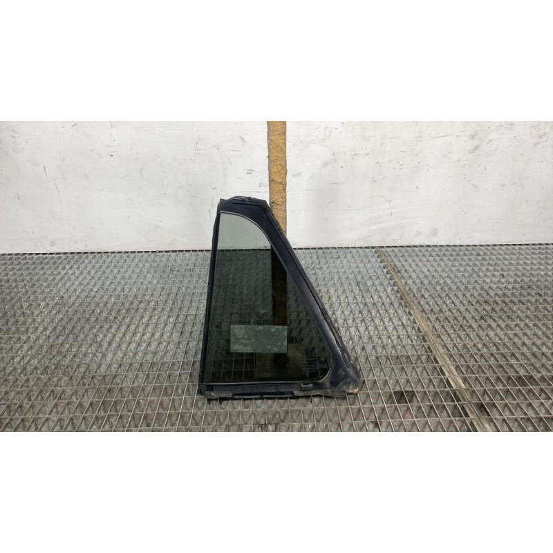 Custode arriere droit (porte) TOYOTA AVENSIS 3 Photo n°4