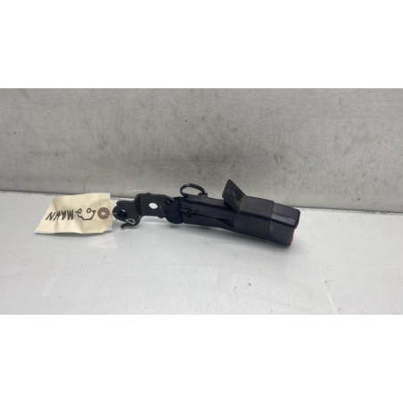 Attache ceinture arriere droit TOYOTA AVENSIS 3