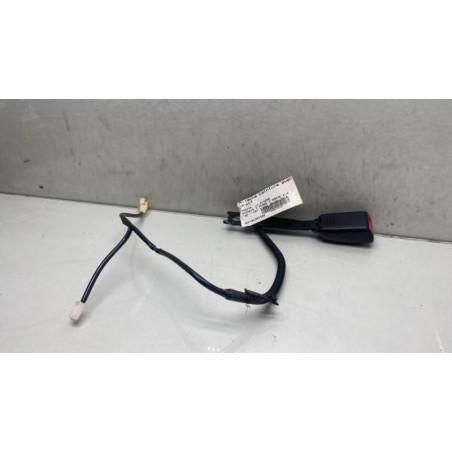 Attache ceinture avant droit TOYOTA AVENSIS 3 Photo n°1