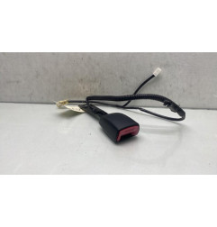 Attache ceinture avant droit TOYOTA AVENSIS 3