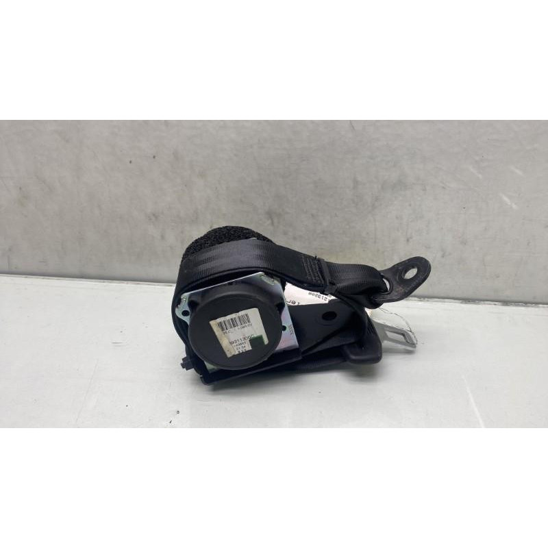 Ceinture arriere gauche TOYOTA AVENSIS 3 Photo n°3