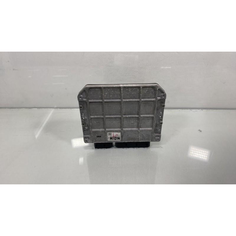 Calculateur moteur TOYOTA AVENSIS 3 Photo n°1