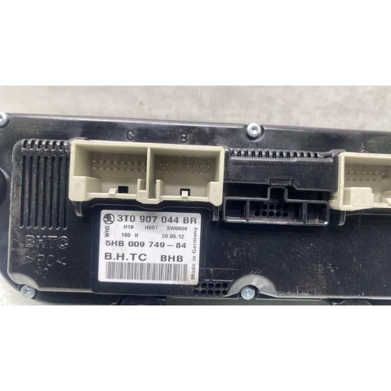 Commande chauffage SKODA YETI Photo n°1