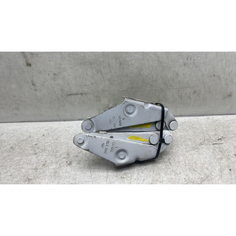 Charniere de capot RENAULT MASTER 2 Photo n°3
