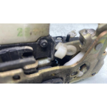 Serrure avant droit RENAULT KANGOO 1
