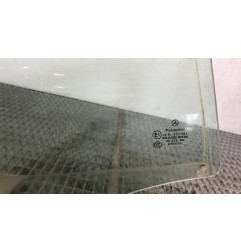 Vitre arriere droit MERCEDES CLASSE A 169 Photo n°1