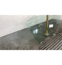 Vitre arriere droit MERCEDES CLASSE A 169