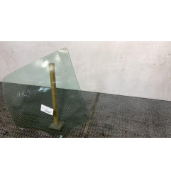 Vitre arriere droit MERCEDES CLASSE A 169