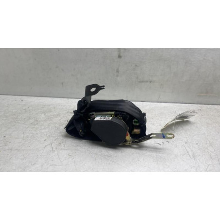 Pretensionneur de ceinture avant droit VOLKSWAGEN POLO 4 Photo n°1