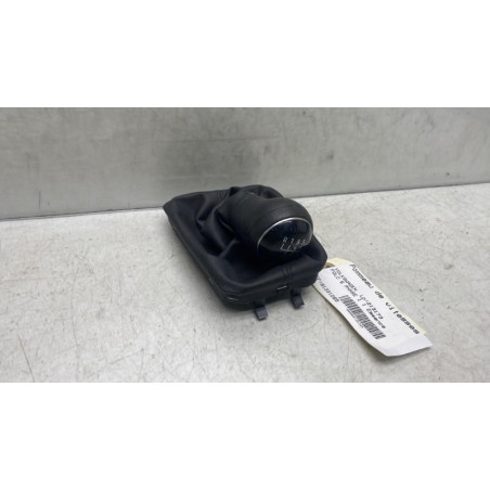 Pommeau de vitesses VOLKSWAGEN POLO 6