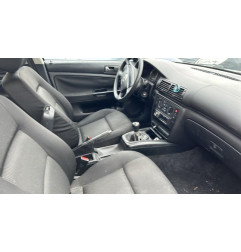 Aile avant droit VOLKSWAGEN PASSAT 4