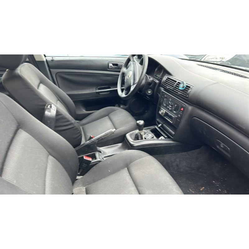 Serrure avant droit VOLKSWAGEN PASSAT 4 Photo n°14