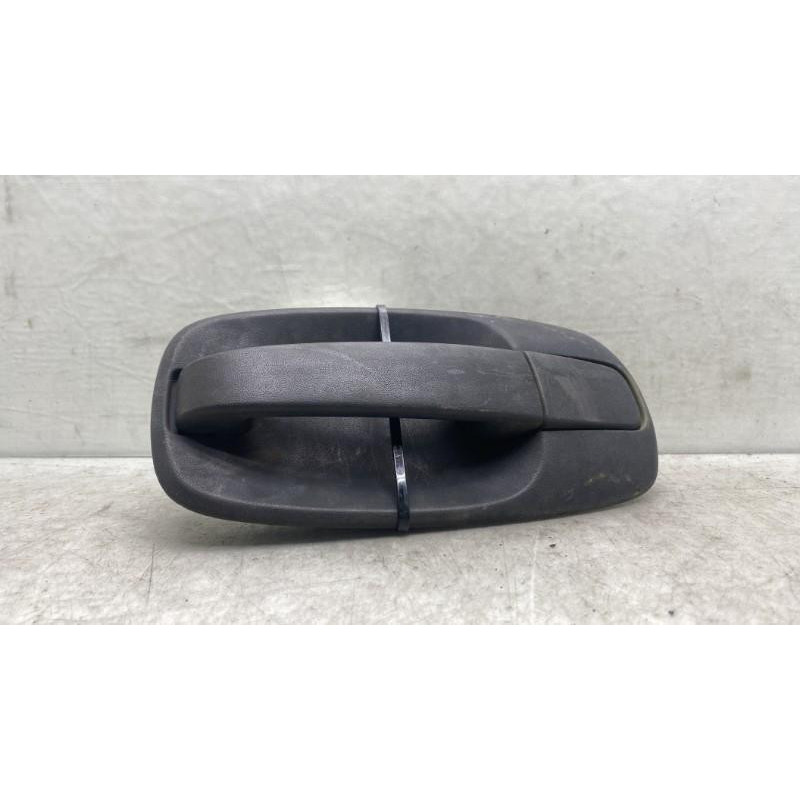 Poignee porte avant droit RENAULT TRAFIC 2 Photo n°1