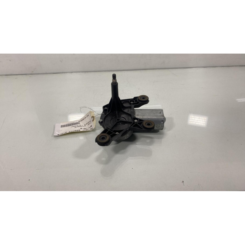Moteur essuie glace arriere FIAT PUNTO 3 Photo n°2