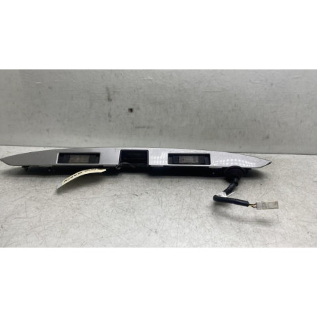 Baguette de coffre NISSAN NOTE 1
