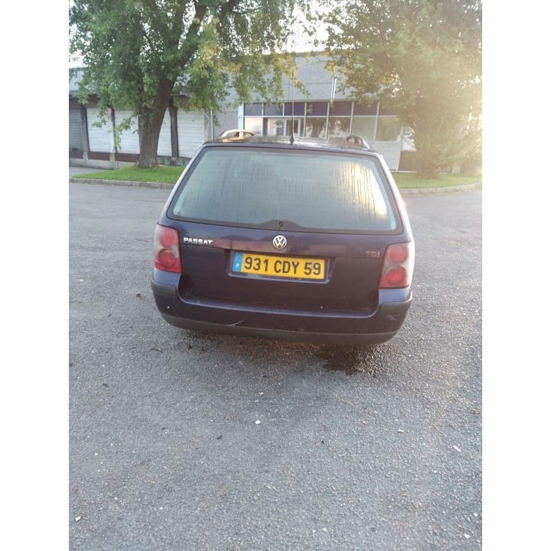 Anti brouillard droit (feux) VOLKSWAGEN PASSAT 4 Photo n°5