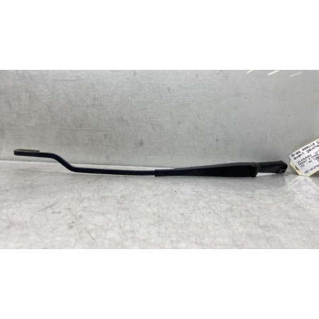 Bras essuie glace avant gauche VOLKSWAGEN PASSAT 4