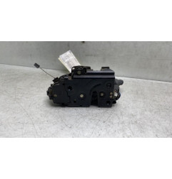 Serrure avant droit VOLKSWAGEN PASSAT 4