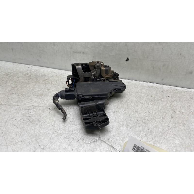 Serrure avant droit VOLKSWAGEN PASSAT 4 Photo n°3