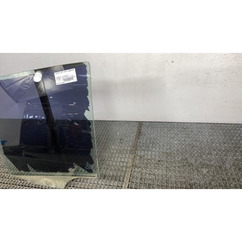 Vitre arriere gauche MERCEDES CLASSE M 163 Photo n°6